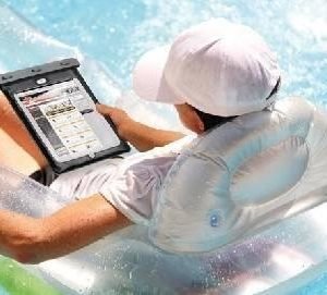 CELLULARLINE VOYAGER vedenpitävä suoja iPadille