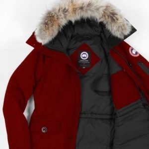 Canada Goose Montebello Parka Tummanpunainen S