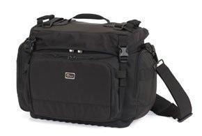 Lowepro Magnum 400 AW Musta